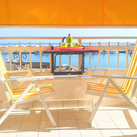שאקה Casa Sunrise - Lovely Sea Front Apartment מראה חיצוני תמונה
